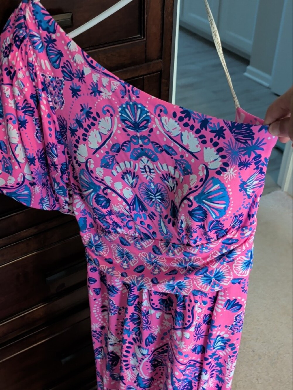 Lilly Pulitzer Solana One Shoulder in Havana Pink Turtle Tidepool - Picture 2 of 4